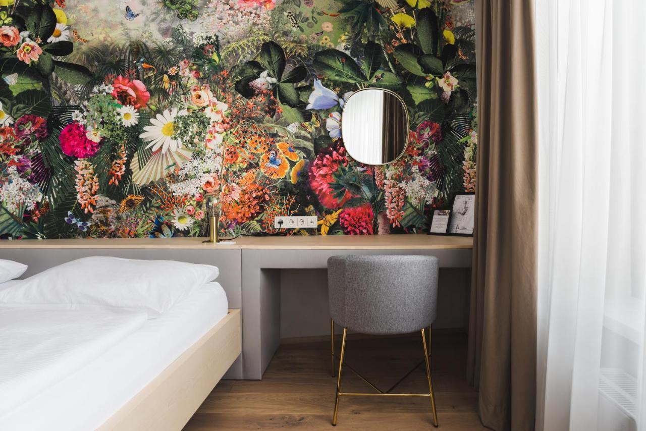 Altstadthotel Weisse Taube Залцбург Екстериор снимка