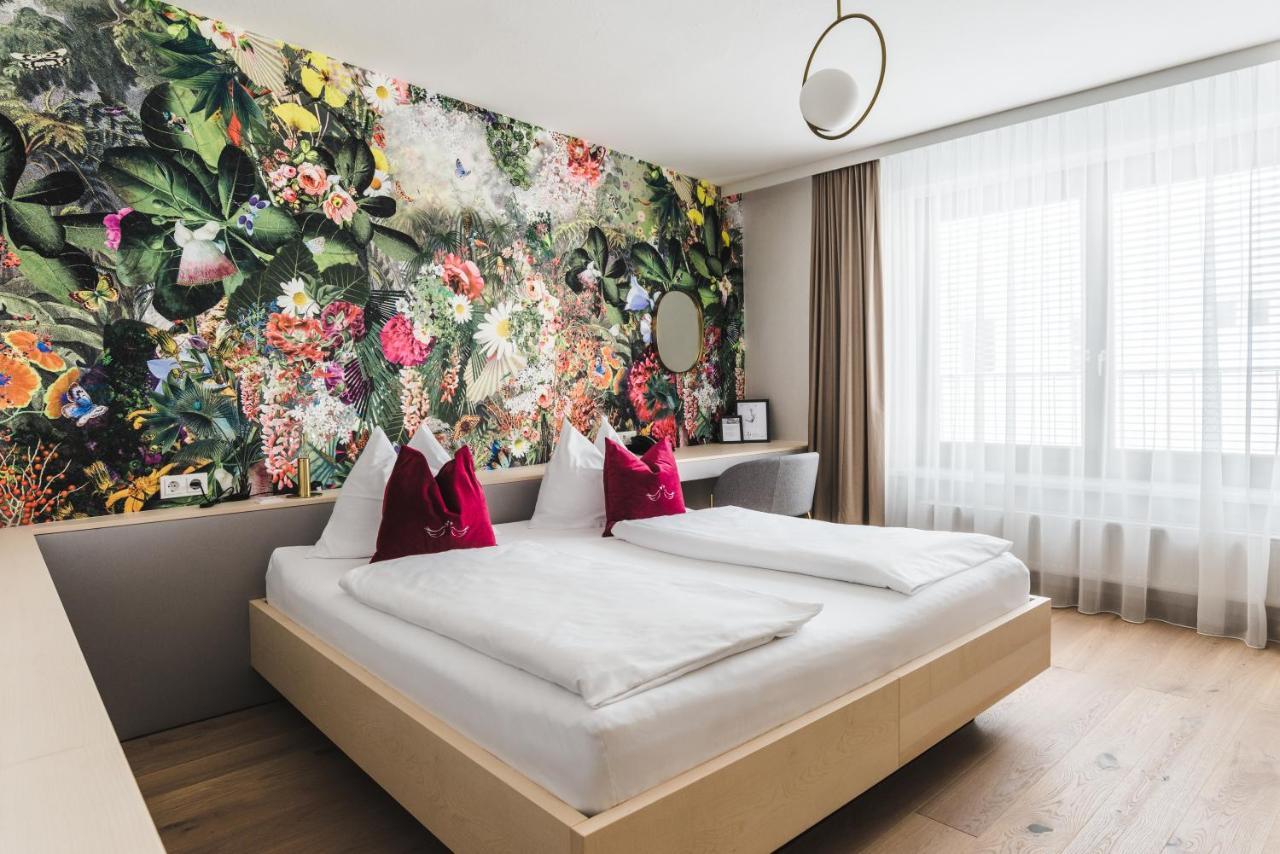 Altstadthotel Weisse Taube Залцбург Екстериор снимка