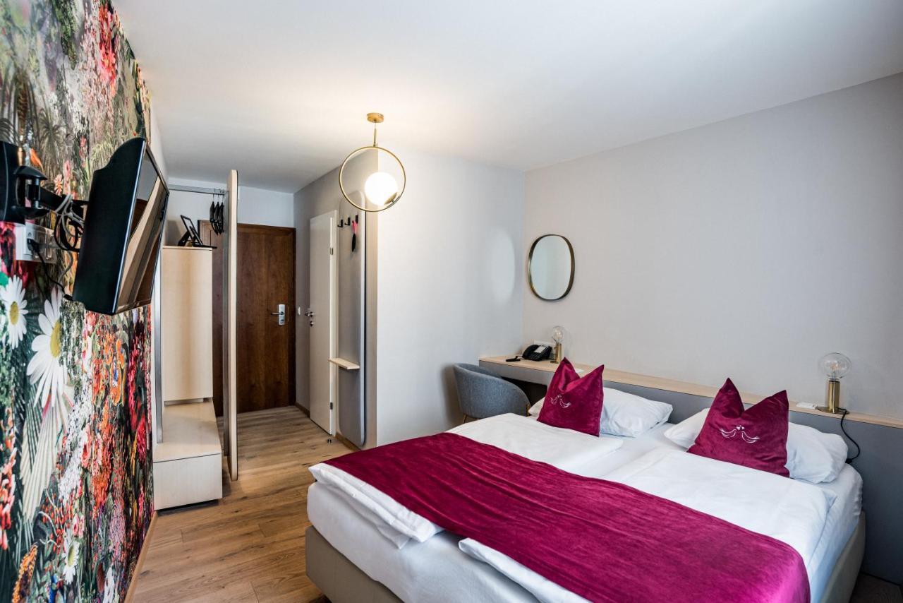 Altstadthotel Weisse Taube Залцбург Екстериор снимка
