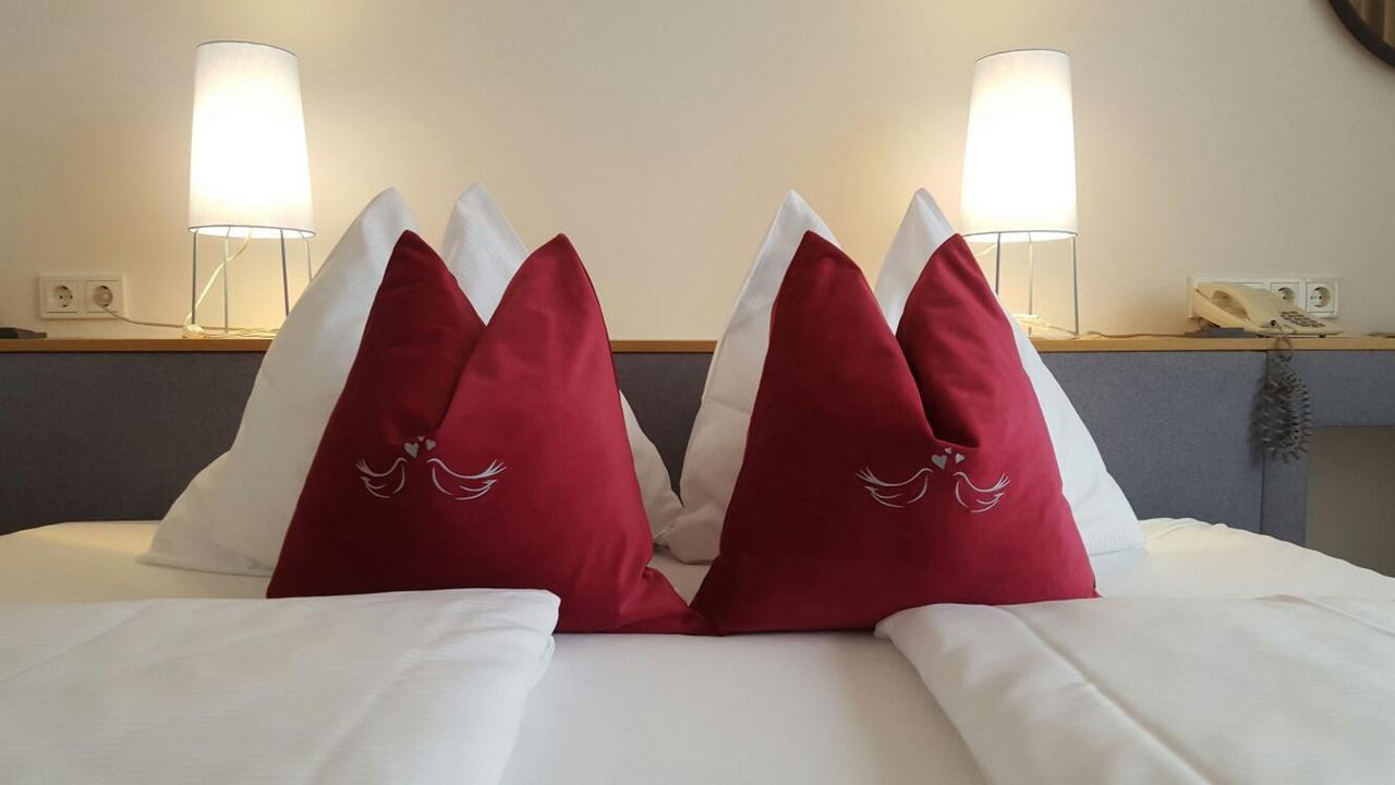 Altstadthotel Weisse Taube Залцбург Екстериор снимка